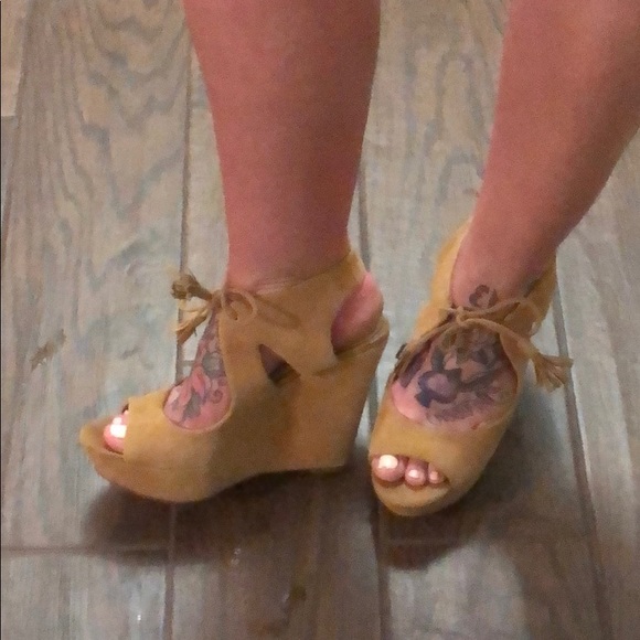 Jessica Simpson Wedges sz 8 - Picture 5 of 5